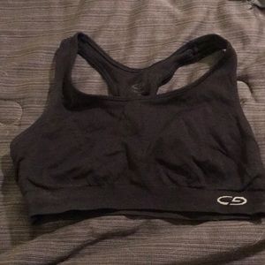 Black sports bra